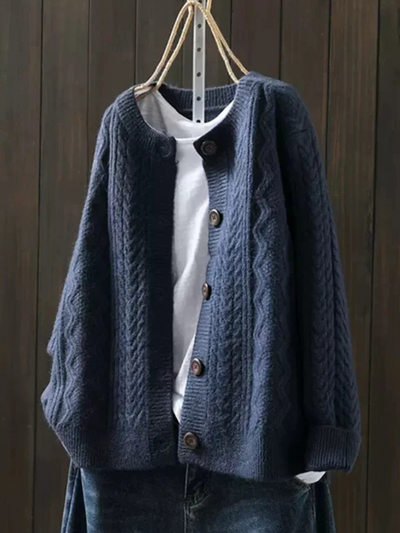 Lorena - Comfortable Cable Cardigan