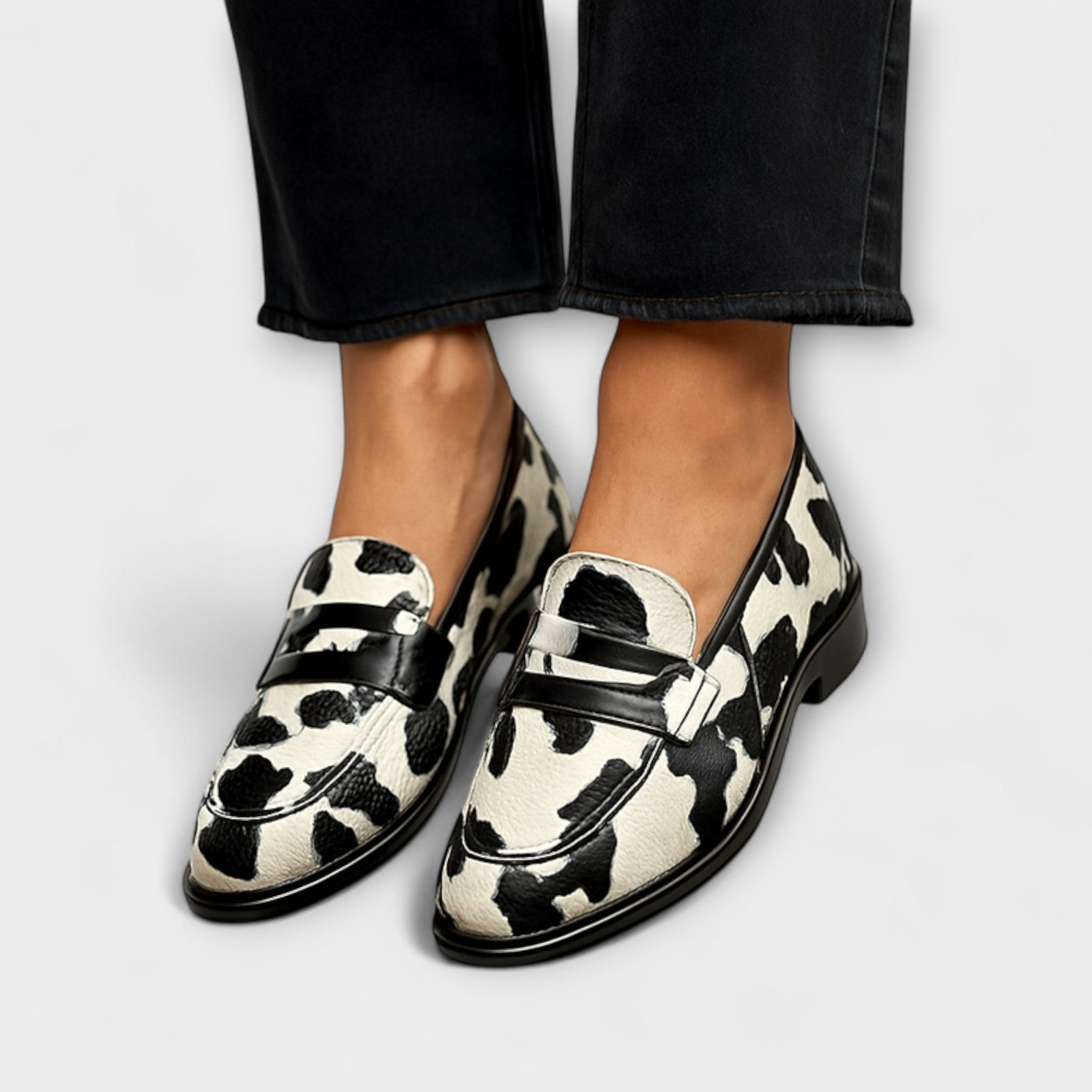 Victoria - Bold Loafer