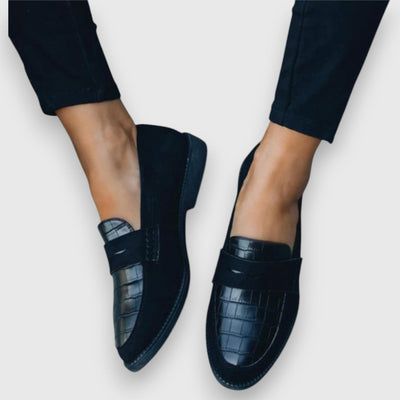 Sara – Classic Loafer