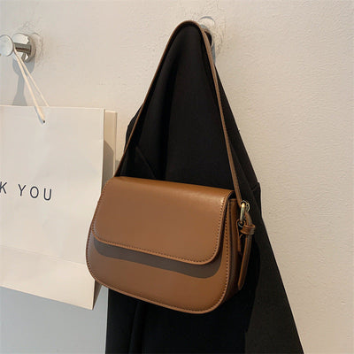Layla | Chic Shoulder Bag in Subtle Nude Hue