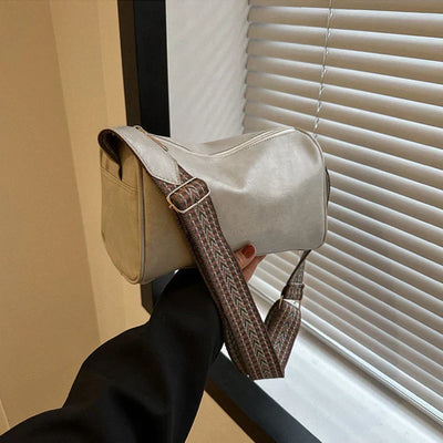 Maeve | Chic Shoulder Bag with Contemporary Strap