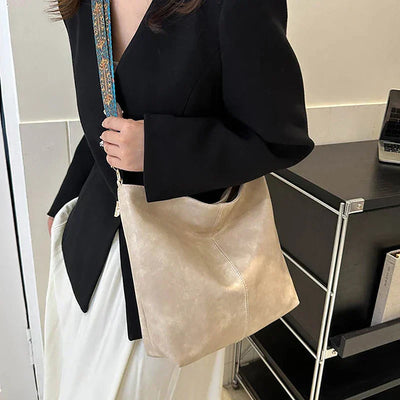 Sophia | Timeless Shoulder Bag with Customizable Patterned Strap