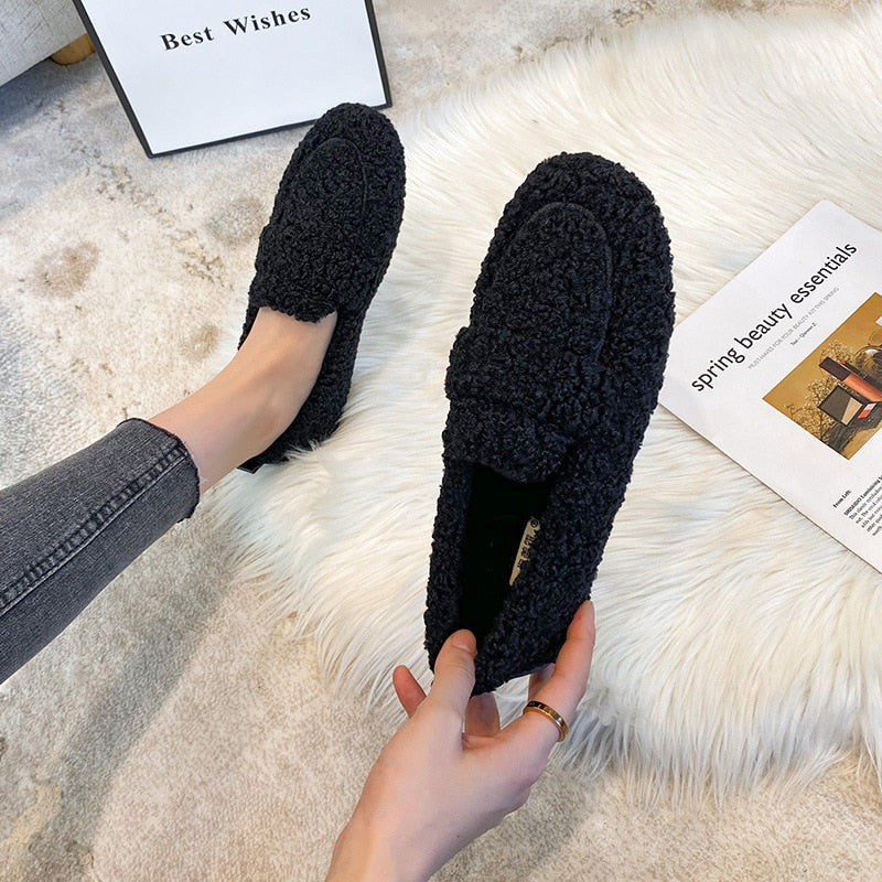 Bella™ | Cozy Plush Women's Loafers