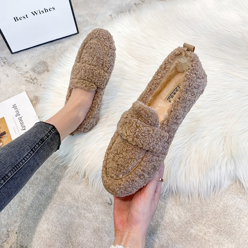 Bella™ | Cozy Plush Women's Loafers