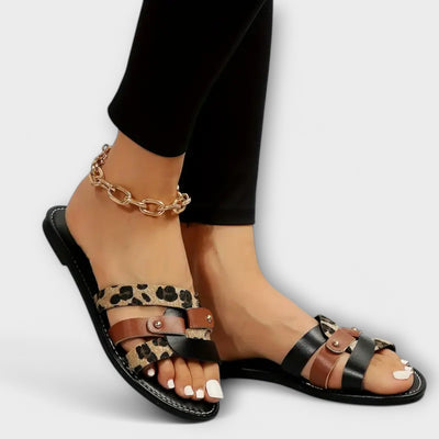 Leopard sandals with cross straps