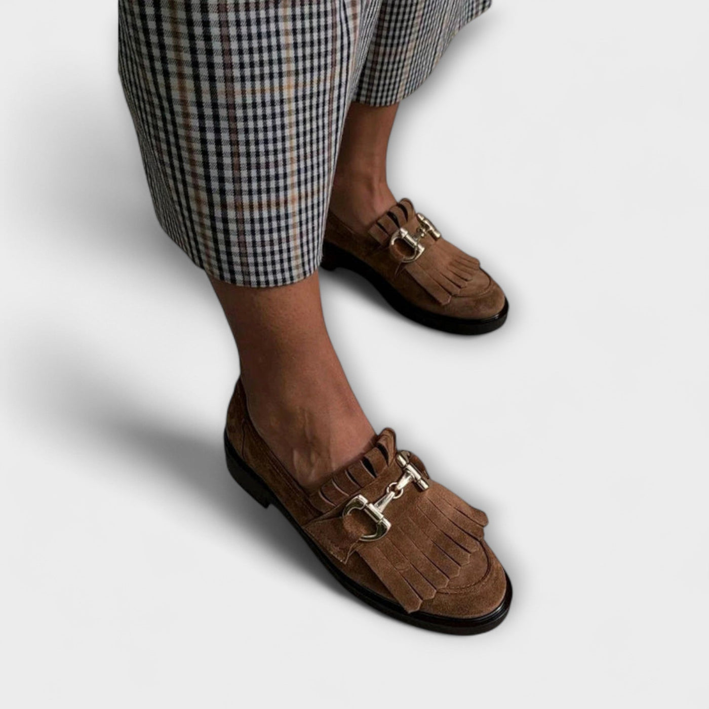 Fleur – Round-Toe Brown Suede Loafers